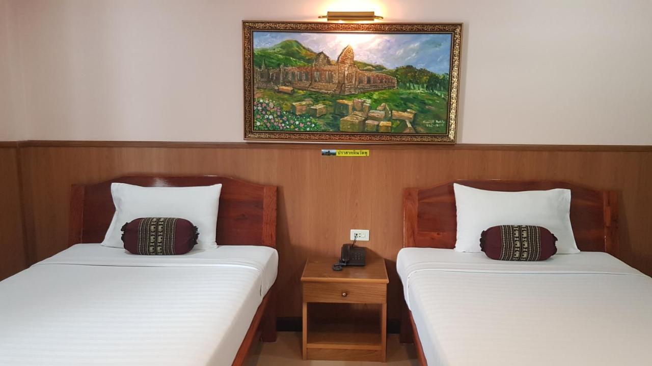 Phadaeng Hotel Ubon Ratchathani Eksteriør billede