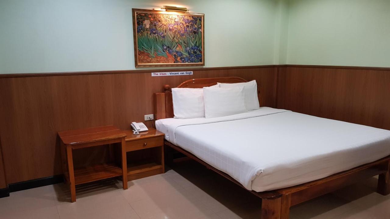 Phadaeng Hotel Ubon Ratchathani Eksteriør billede