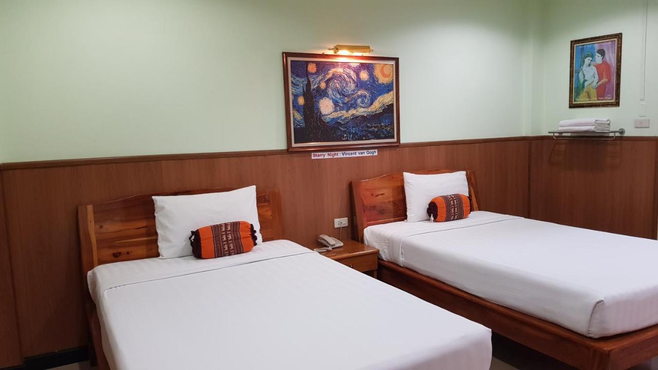 Phadaeng Hotel Ubon Ratchathani Eksteriør billede